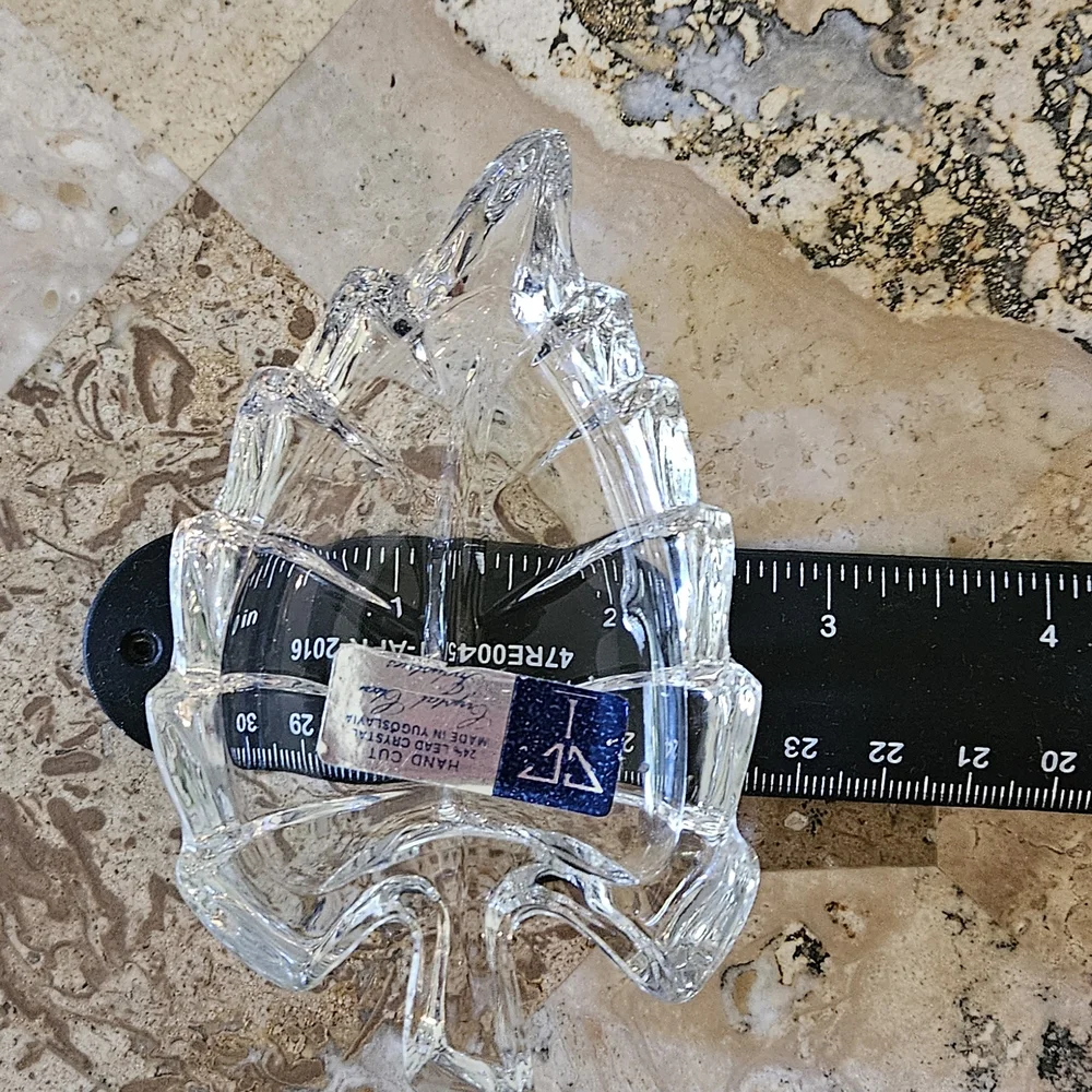 Crystal Clear Industries 24% Hand Cut Lead Crystal Leaf Trinket Dish Fall Autumn
